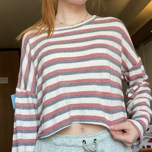 long sleeve cropped shirt
